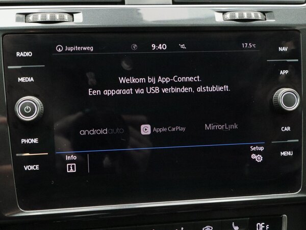 Apple Carplay/Android Auto