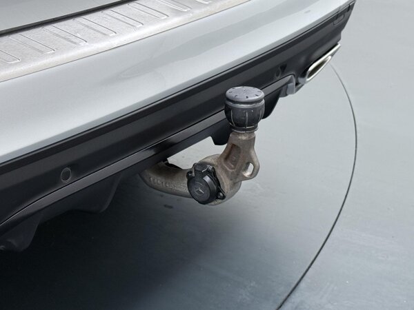 Trekhaak met ESP-aanhangwagenstabilisatie