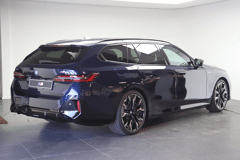 BMW i5 Touring M60 xDrive - Afbeelding 3
