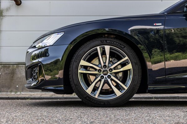 lichtmetalen velgen 6-spaaks 19" lichtmetalen velgen 6-spaaks 19"