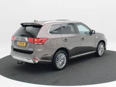 Mitsubishi Outlander 2.4 PHEV S-Edition 135 Pk Automaat - Afbeelding 2