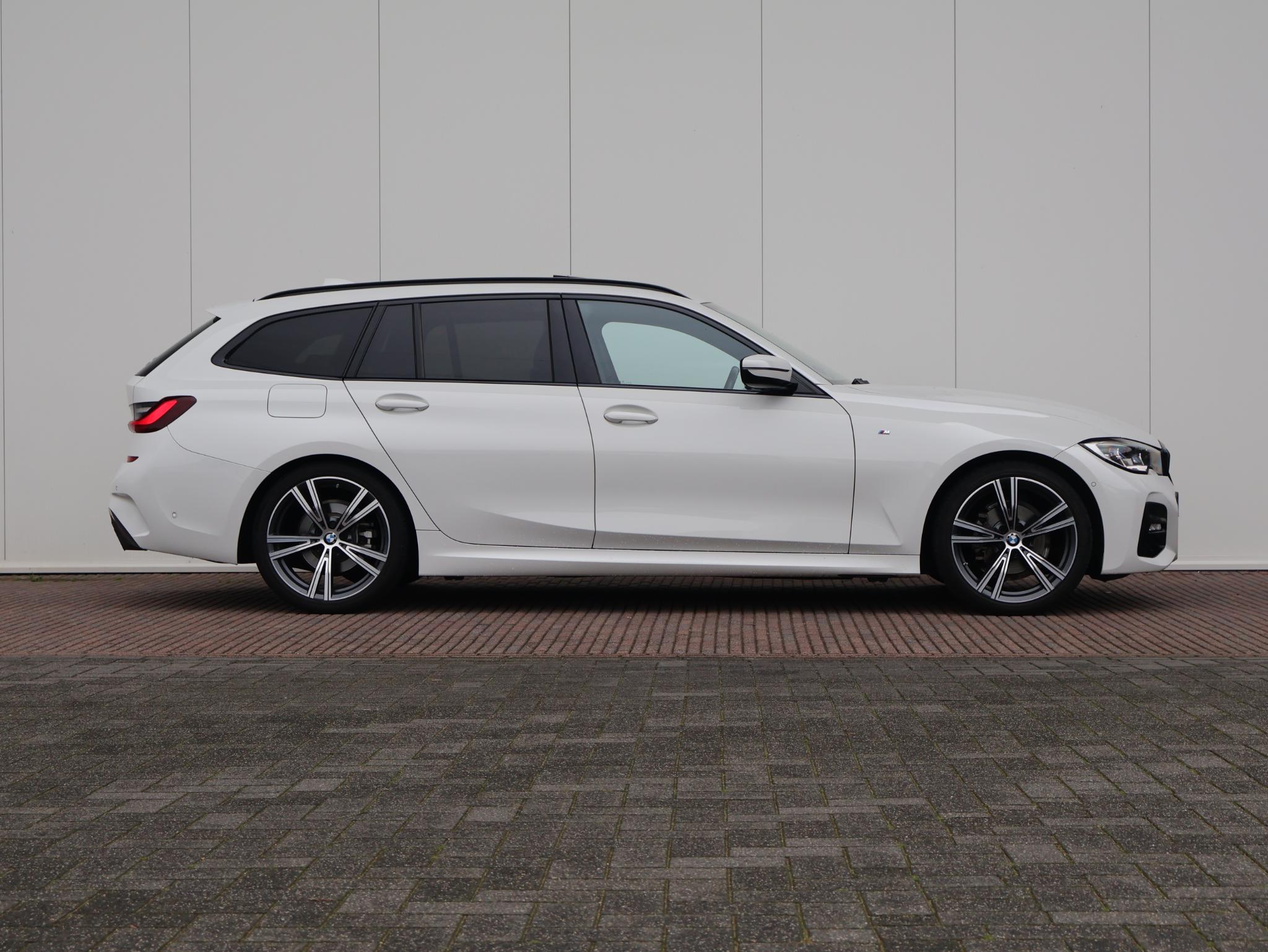 BMW 3 Serie Touring 318i Business Edition Plus - Afbeelding 4