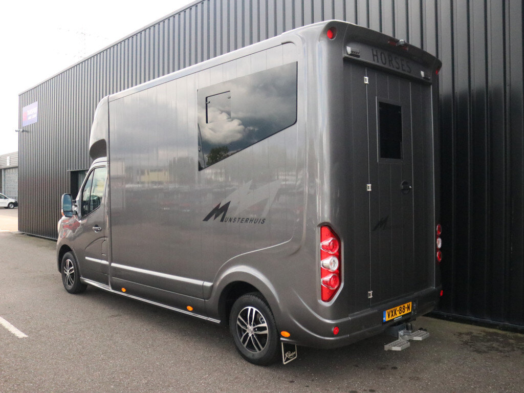 Renault Master T35 2.3 dCi 165 L3 EL Energy *Roelofsen Horsetruck* - Afbeelding 2
