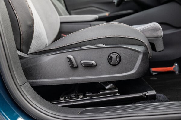 elektrisch verstelbare bestuurdersstoel