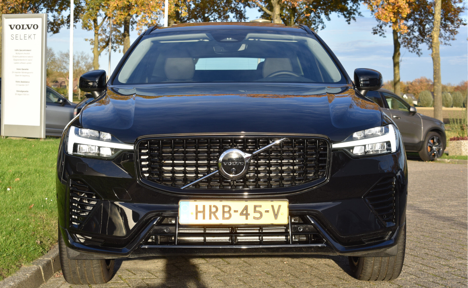 Volvo XC60 T6 AWD 350PK Plug-in Hybrid Ultra Dark - Afbeelding 3