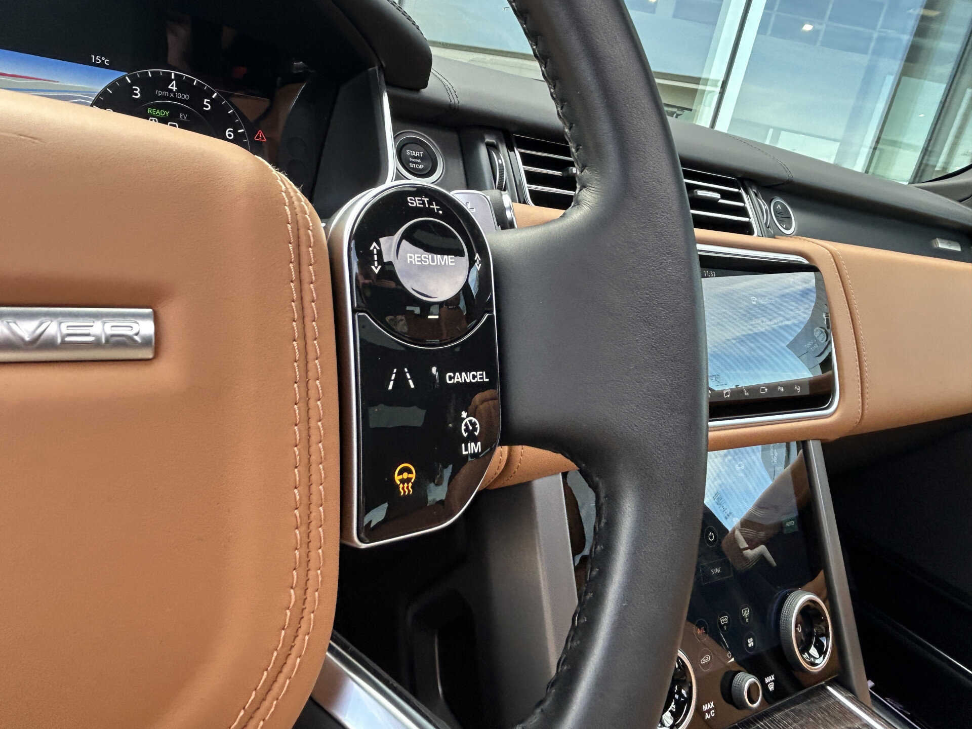 Land Rover Range Rover P400e 404pk AWD - Fifty - Afbeelding 4