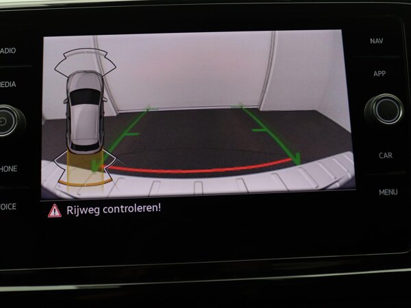 Achteruitrijcamera (Rear View)