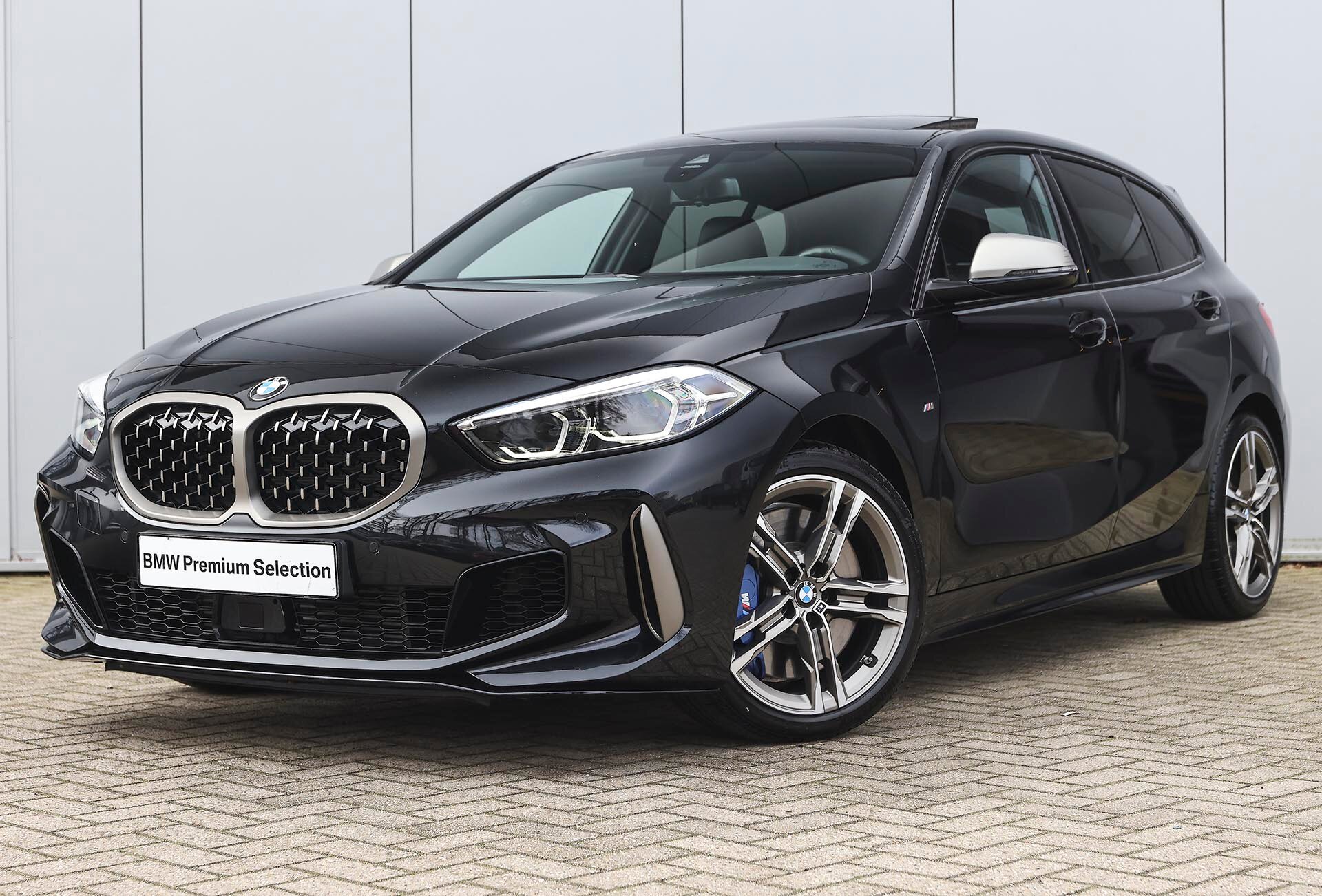 BMW 1 Serie M135i xDrive High Executive Automaat