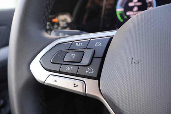 cruise control adaptief met Stop&Go en stuurhulp cruise control adaptief met Stop&Go en stuurhulp