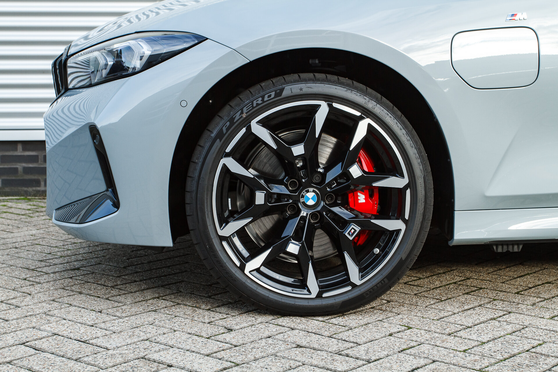 BMW 3 Serie 330e M Sport Automaat - Afbeelding 4