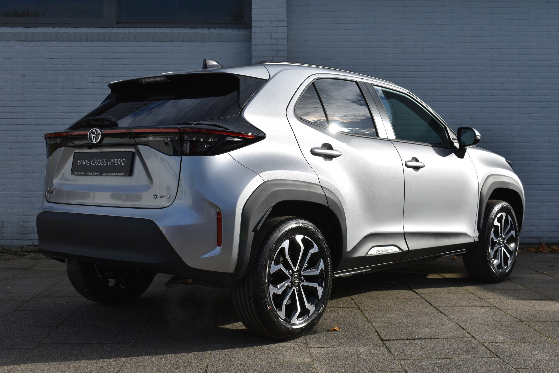 Toyota Yaris Cross 1.5 Hybrid 115 Dynamic Automaat 116pk - Afbeelding 4