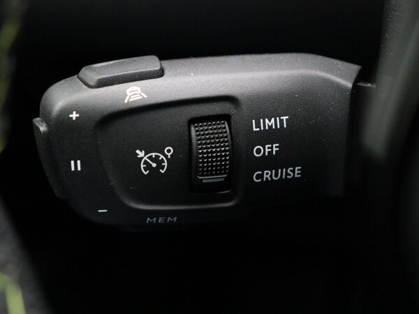 cruise control adaptief met Stop&Go en stuurhulp cruise control adaptief met Stop&Go en stuurhulp