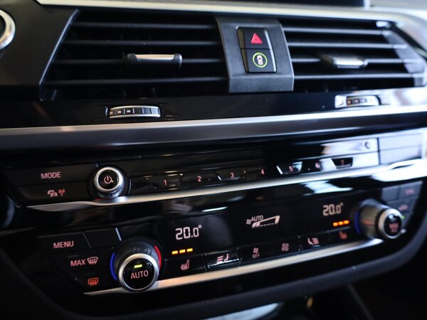 Elektrisch verwarmde voorstoelen Elektrisch verwarmde voorstoelen