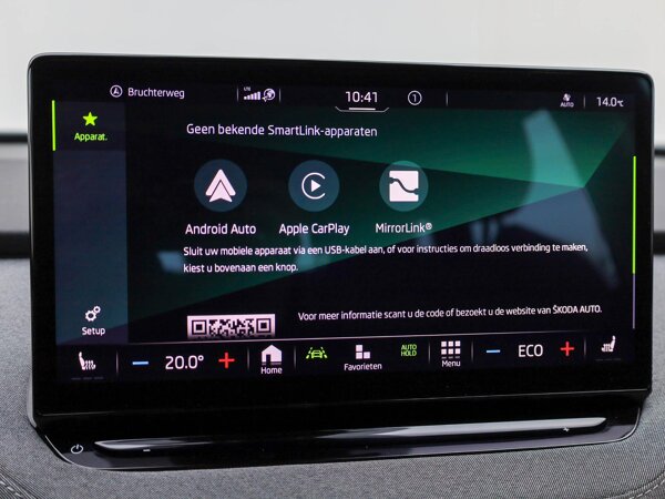 Apple Carplay/Android Auto Apple Carplay/Android Auto