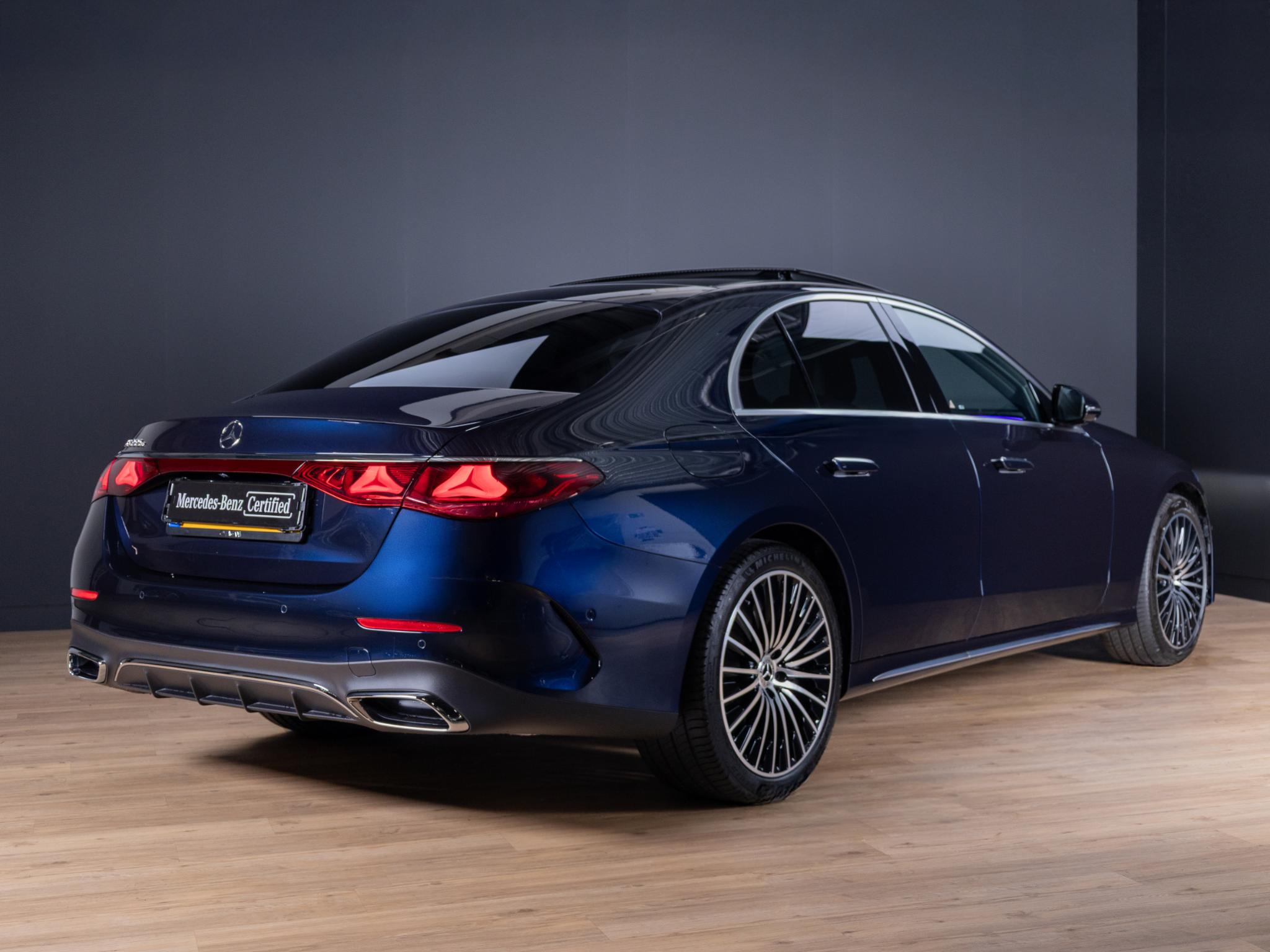 Mercedes-Benz E-Klasse Limousine 300 e Sport Edition - Afbeelding 2