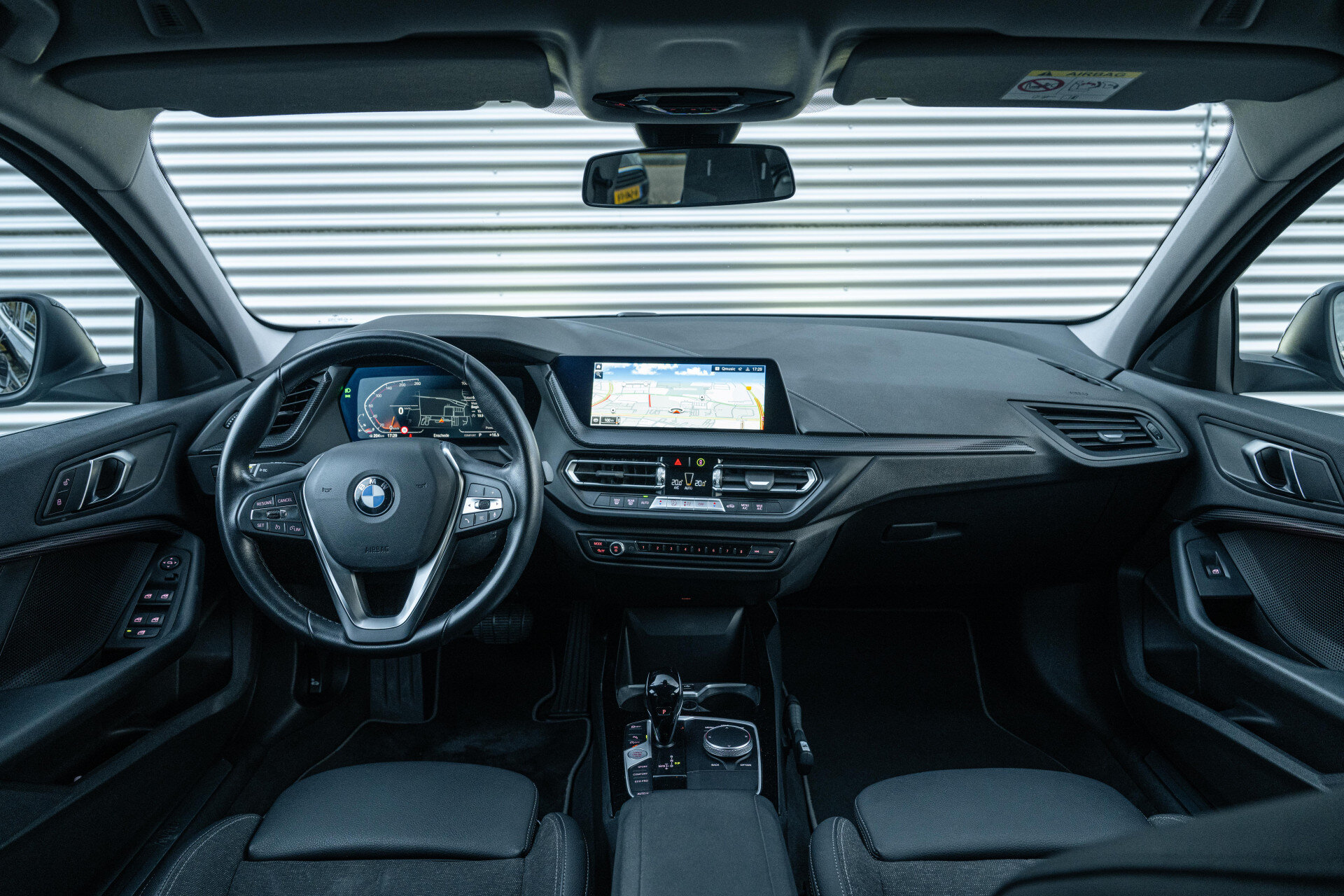 BMW 1 Serie 118i Sport Line Automaat - Afbeelding 5