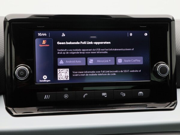 Apple Carplay/Android Auto