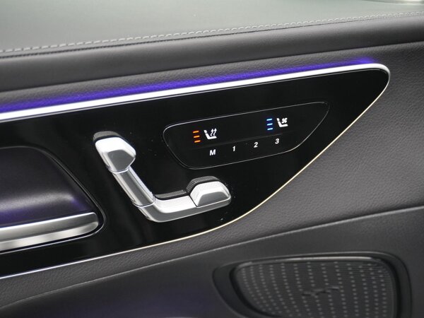 Verwarmde stoelen vooraan Verwarmde stoelen vooraan