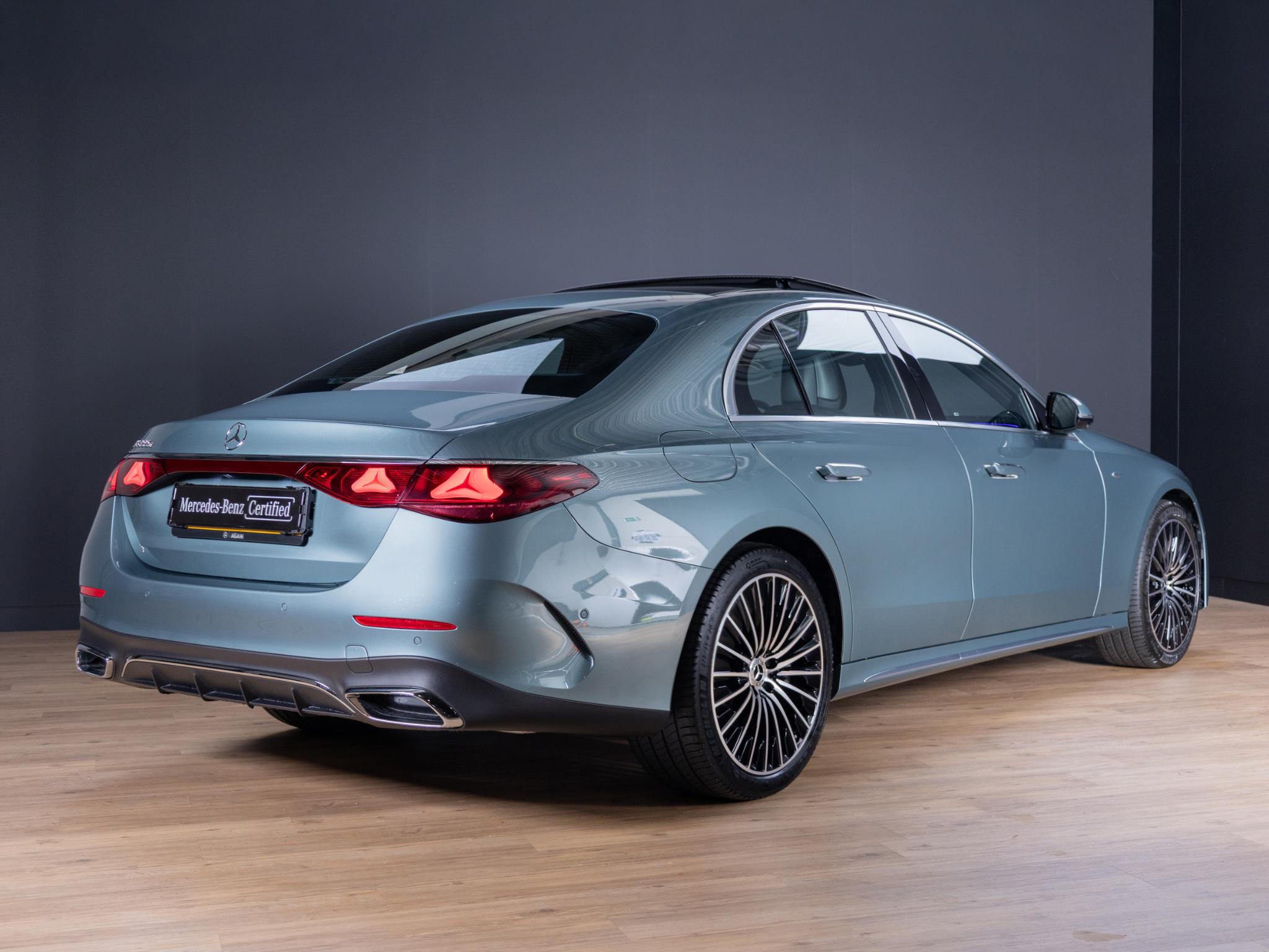 Mercedes-Benz E-Klasse Limousine 300e Sport Edition - Afbeelding 2