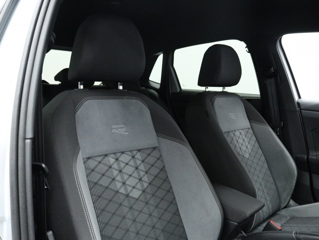 Volkswagen Polo 1.0 TSI R-Line DSG | Navigatie | Camera | Climate control - Afbeelding 4