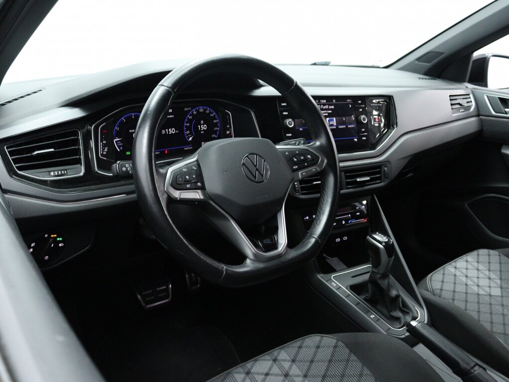 Volkswagen Polo 1.0 TSI R-Line DSG | Navigatie | Camera | Climate control - Afbeelding 5