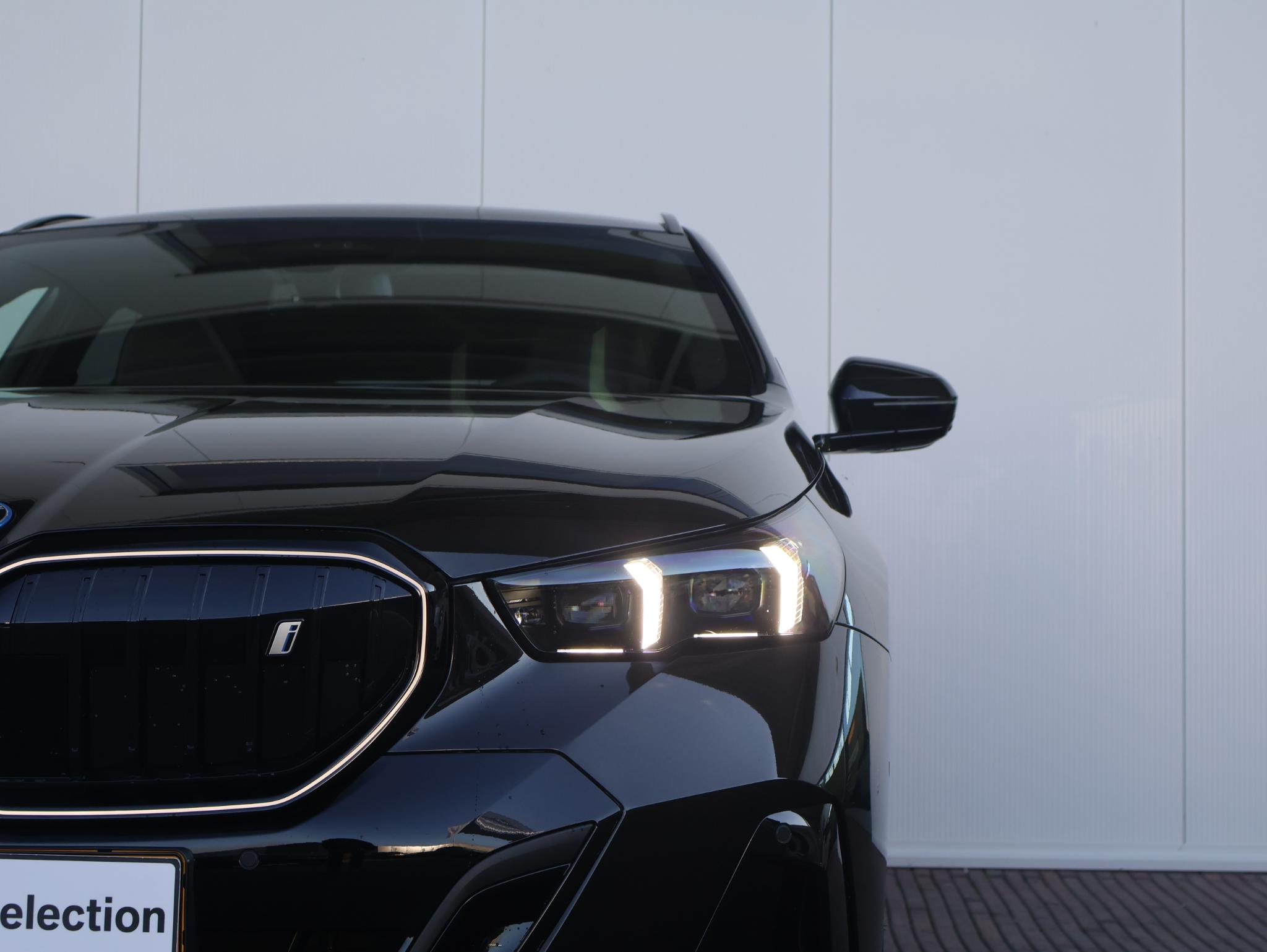 BMW i5 Touring eDrive40 M Sport Edition 84 kWh - Afbeelding 4