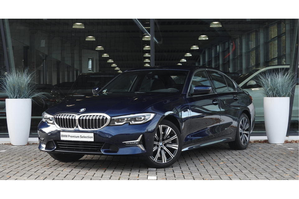 BMW 3 Serie 330e High Executive Luxury Line Automaat - Afbeelding 1