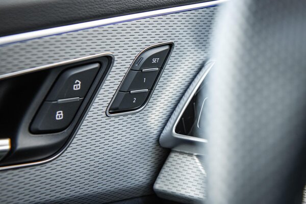 elektrisch verstelb. bestuurdersstoel met geheugen elektrisch verstelb. bestuurdersstoel met geheugen