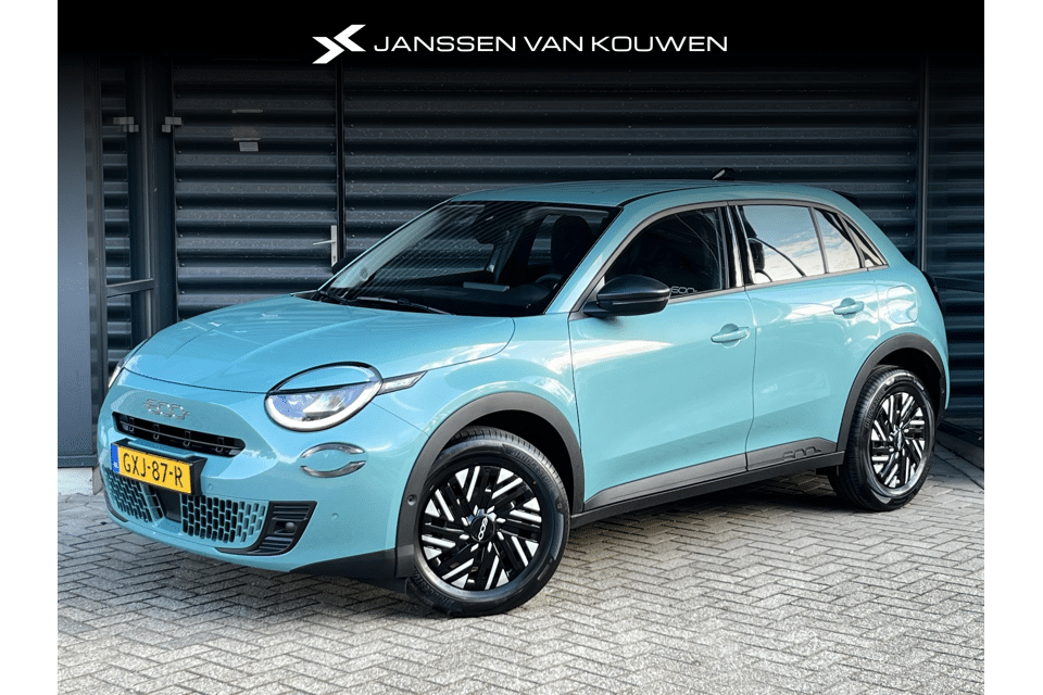 Fiat 600 1.2 Hybrid Urban - Afbeelding 1