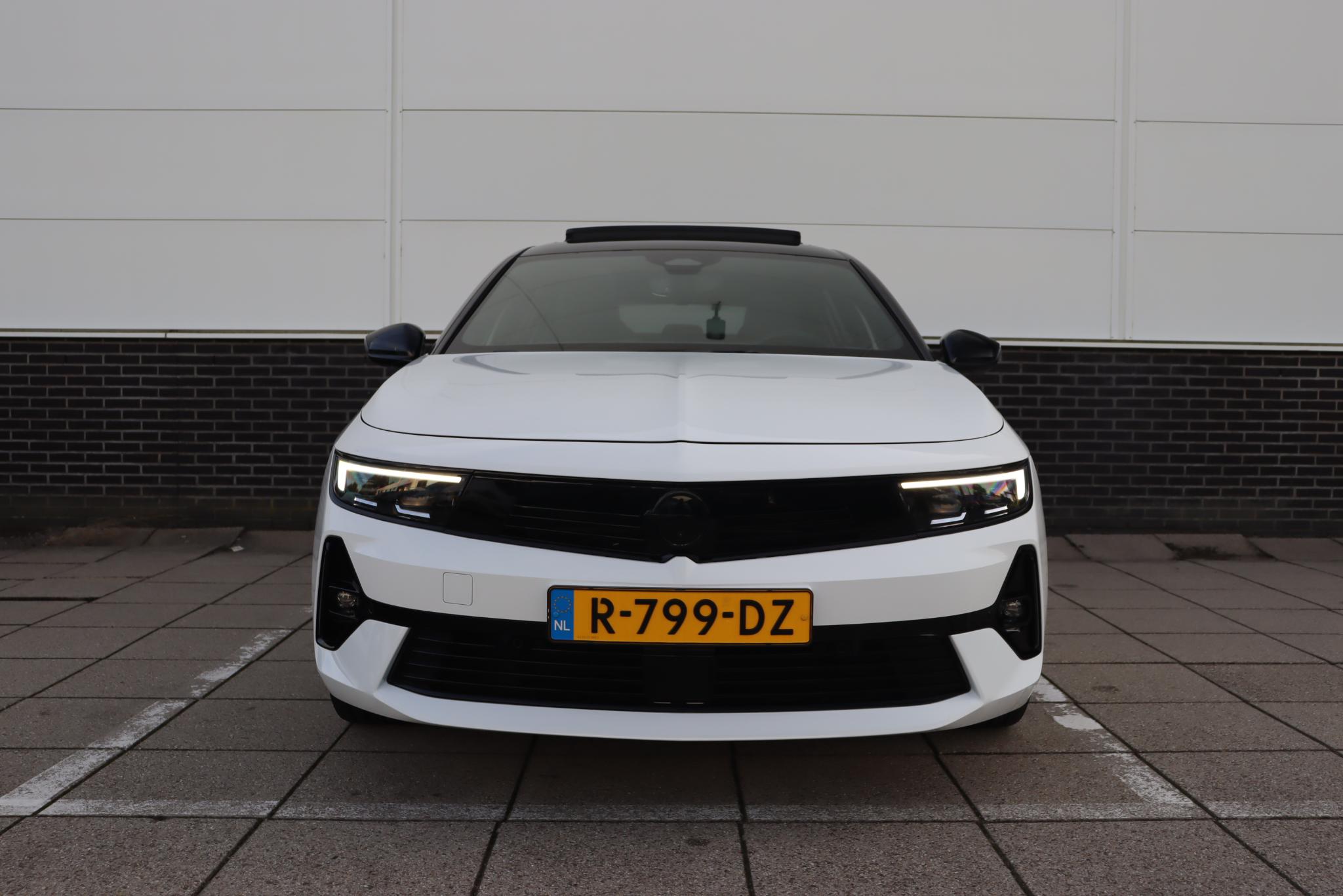 Opel Astra 1.2 Ultimate - Afbeelding 2