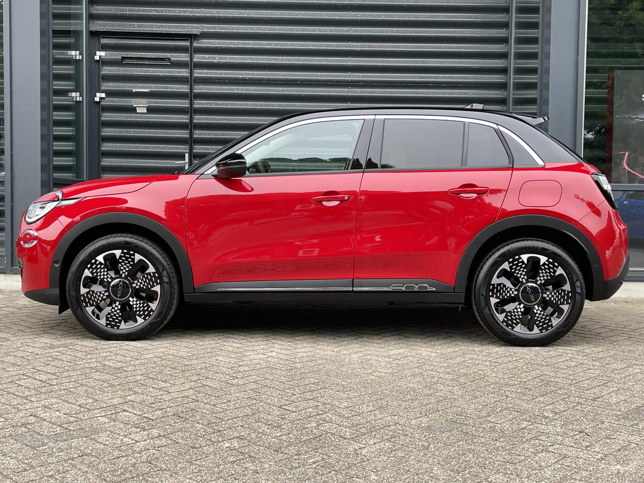 Fiat 600 600e La Prima 54 kWh - Afbeelding 4