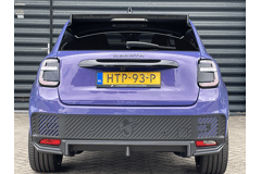 Abarth 600e Abarth Scorpionissima 54 kWh - Afbeelding 4