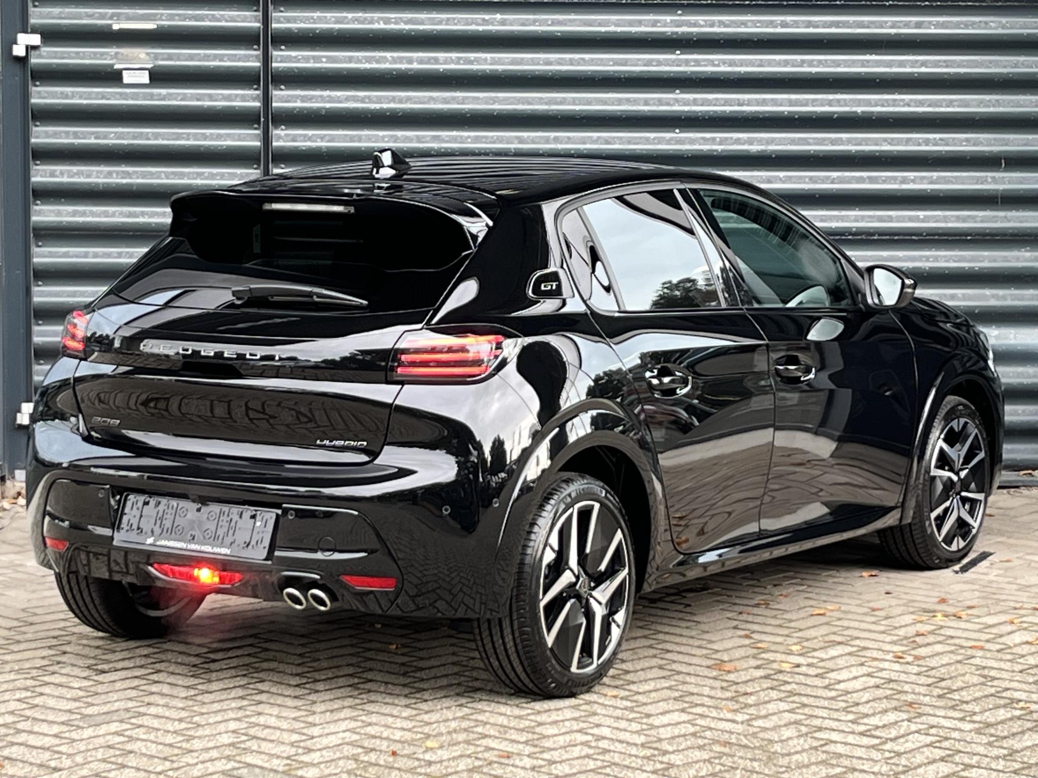 Peugeot 208 1.2 Hybrid 145 e-DCS6 GT - Afbeelding 3