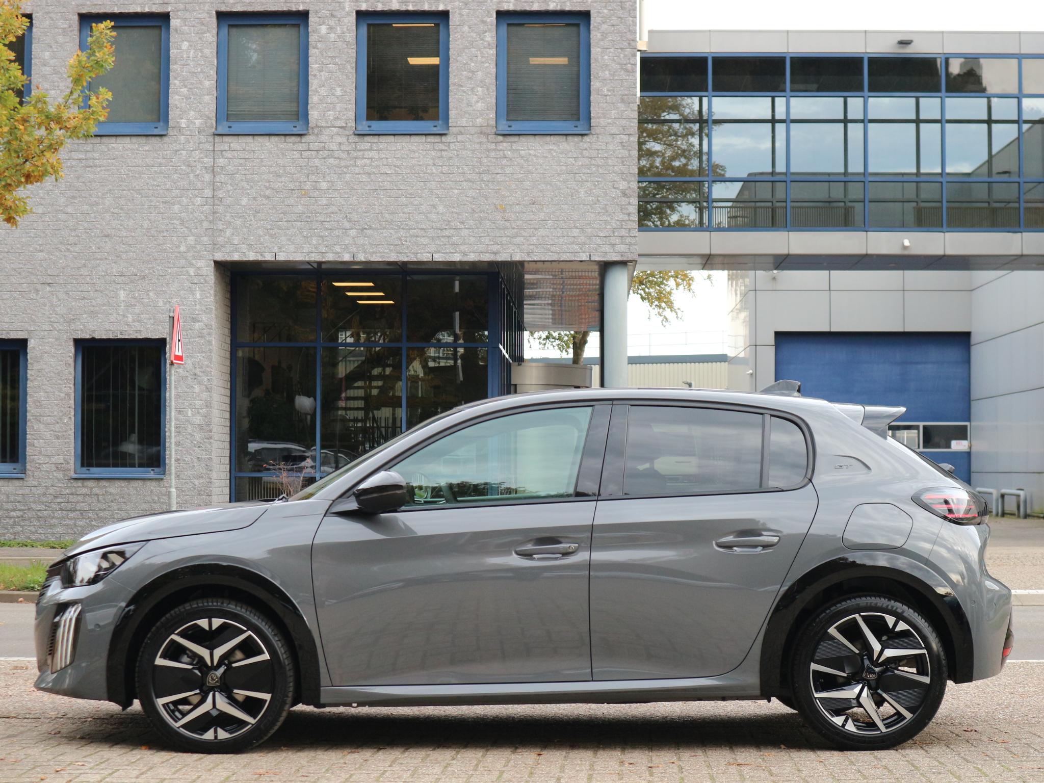 Peugeot 208 1.2 Hybrid 145 e-DCS6 GT - Afbeelding 2