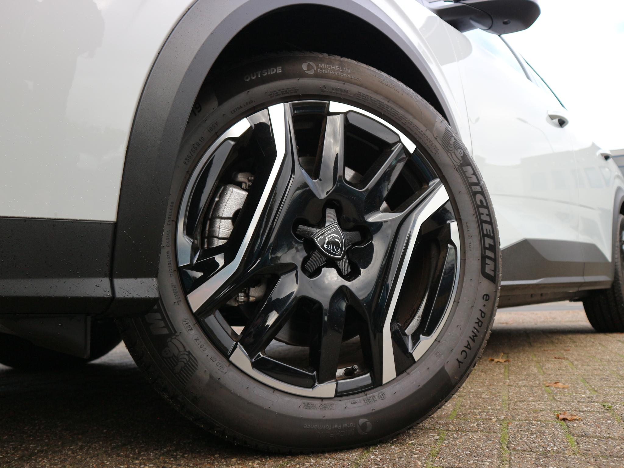 Peugeot e-3008 Allure Avantage 210 73 kWh - Afbeelding 4