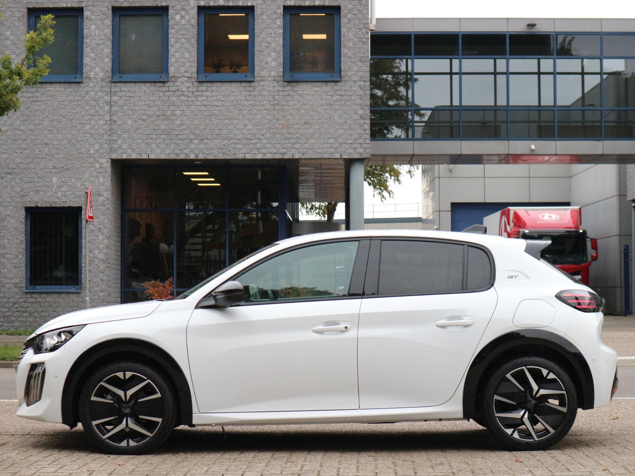 Peugeot 208 1.2 Hybrid 110 e-DCS6 GT - Afbeelding 2