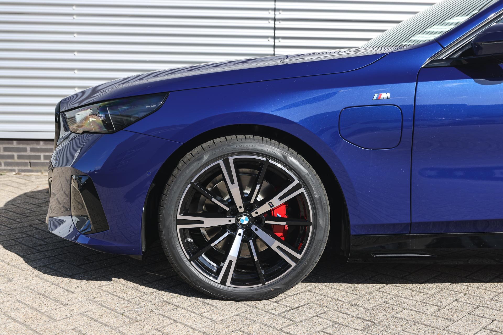 BMW 5 Serie Touring 530e M Sport Automaat - Afbeelding 4