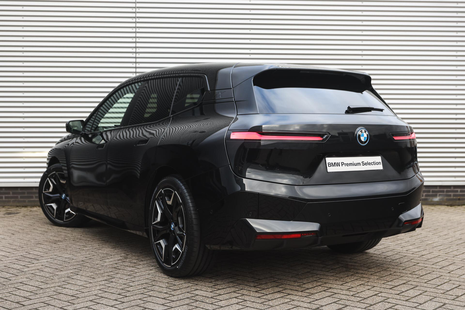 BMW iX xDrive50 High Executive - Afbeelding 2