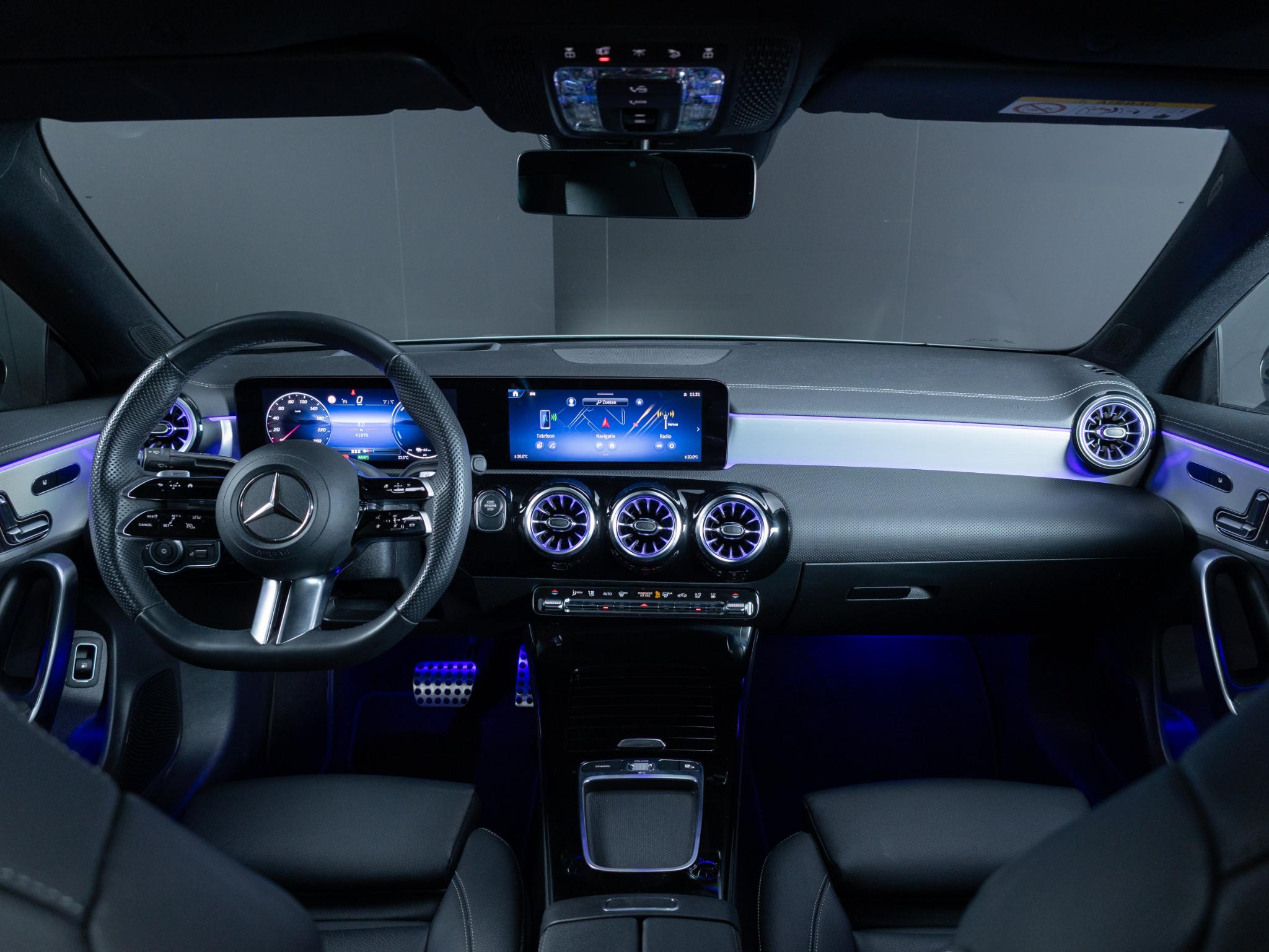 Mercedes-Benz CLA Coupé 250 e AMG Line - Afbeelding 3