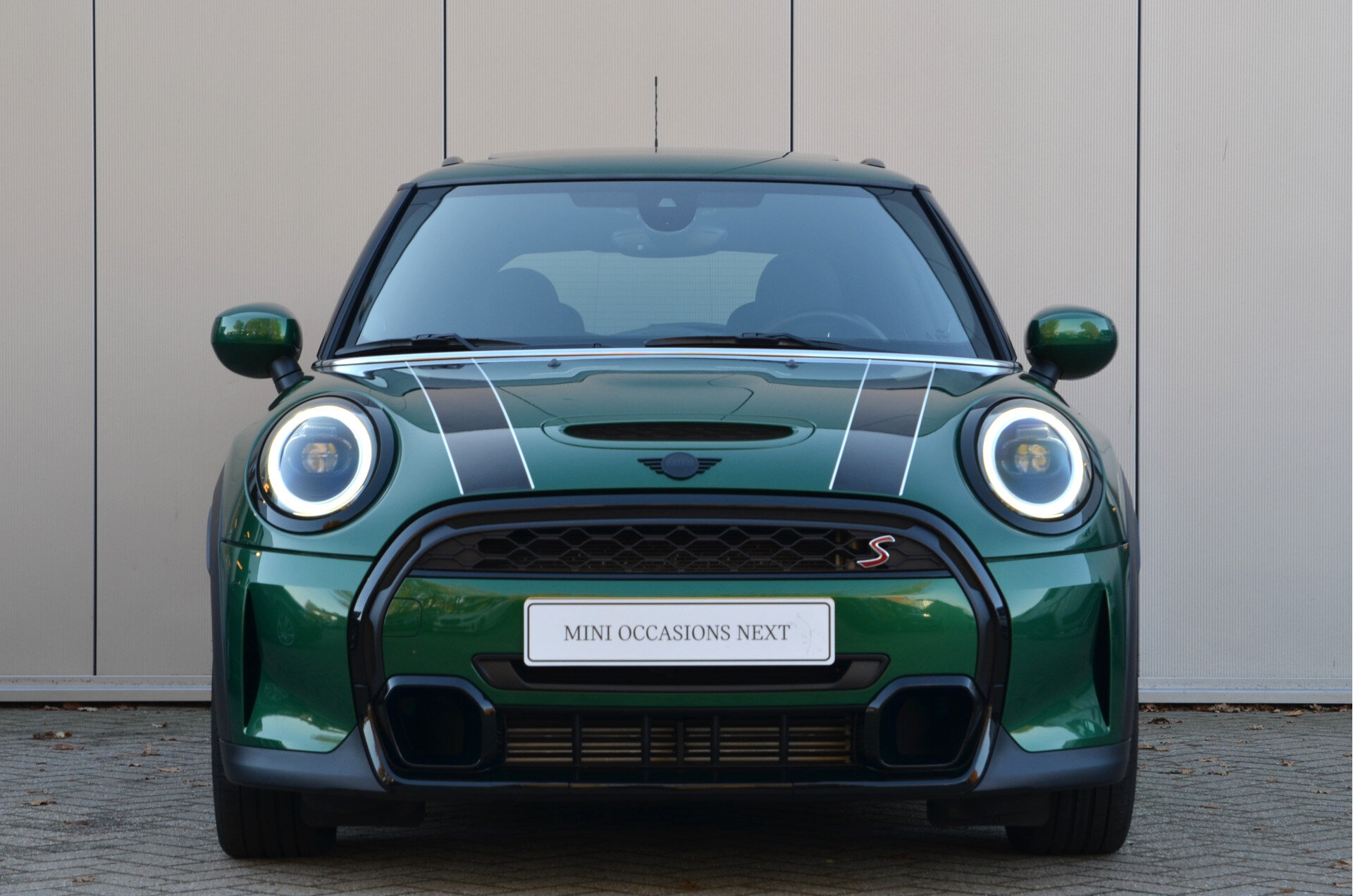 MINI Hatchback Cooper S Classic Automaat - Afbeelding 2