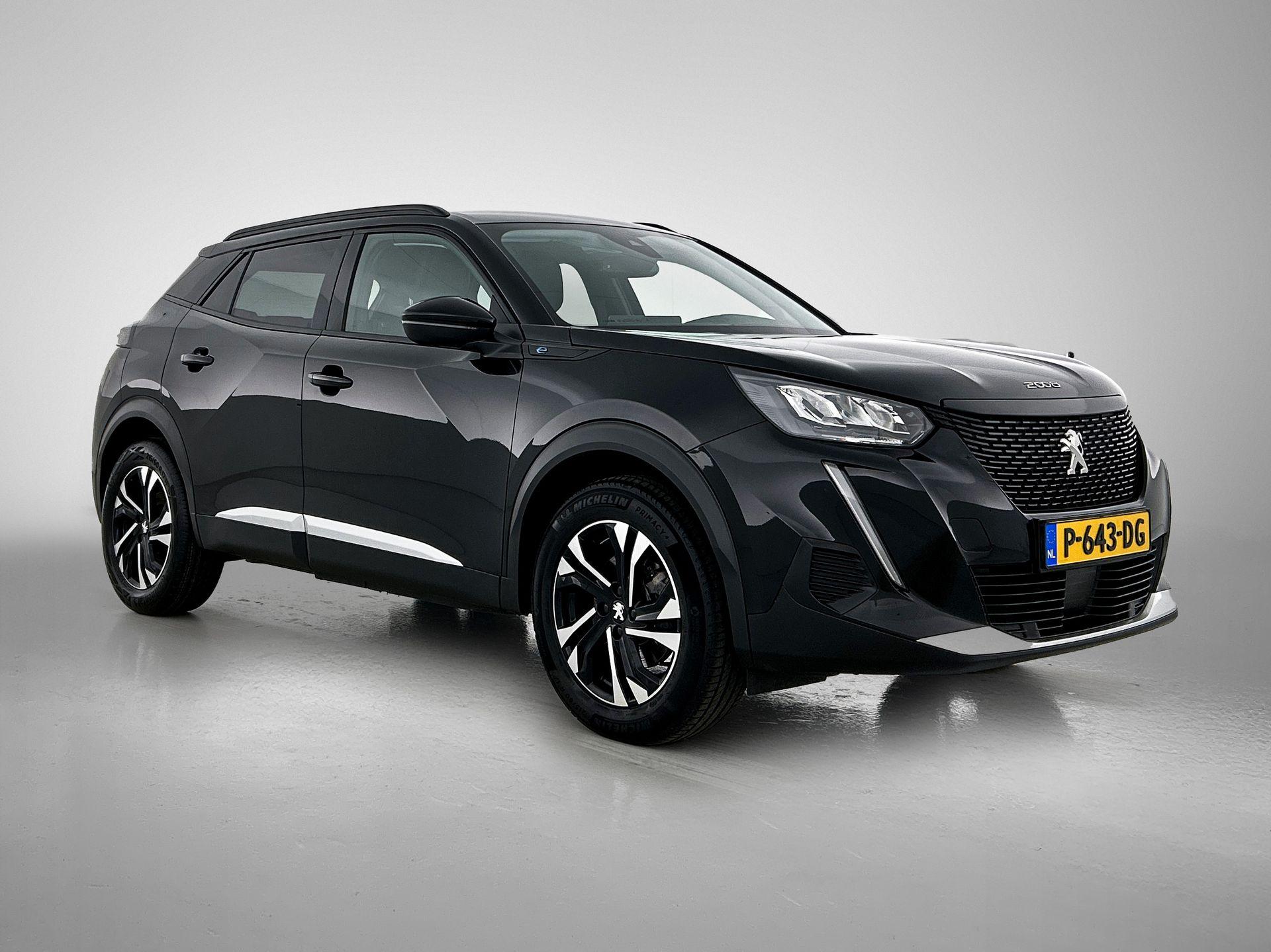 Peugeot e-2008 EV Allure Pack 50 kWh 136pk Automaat - Afbeelding 2