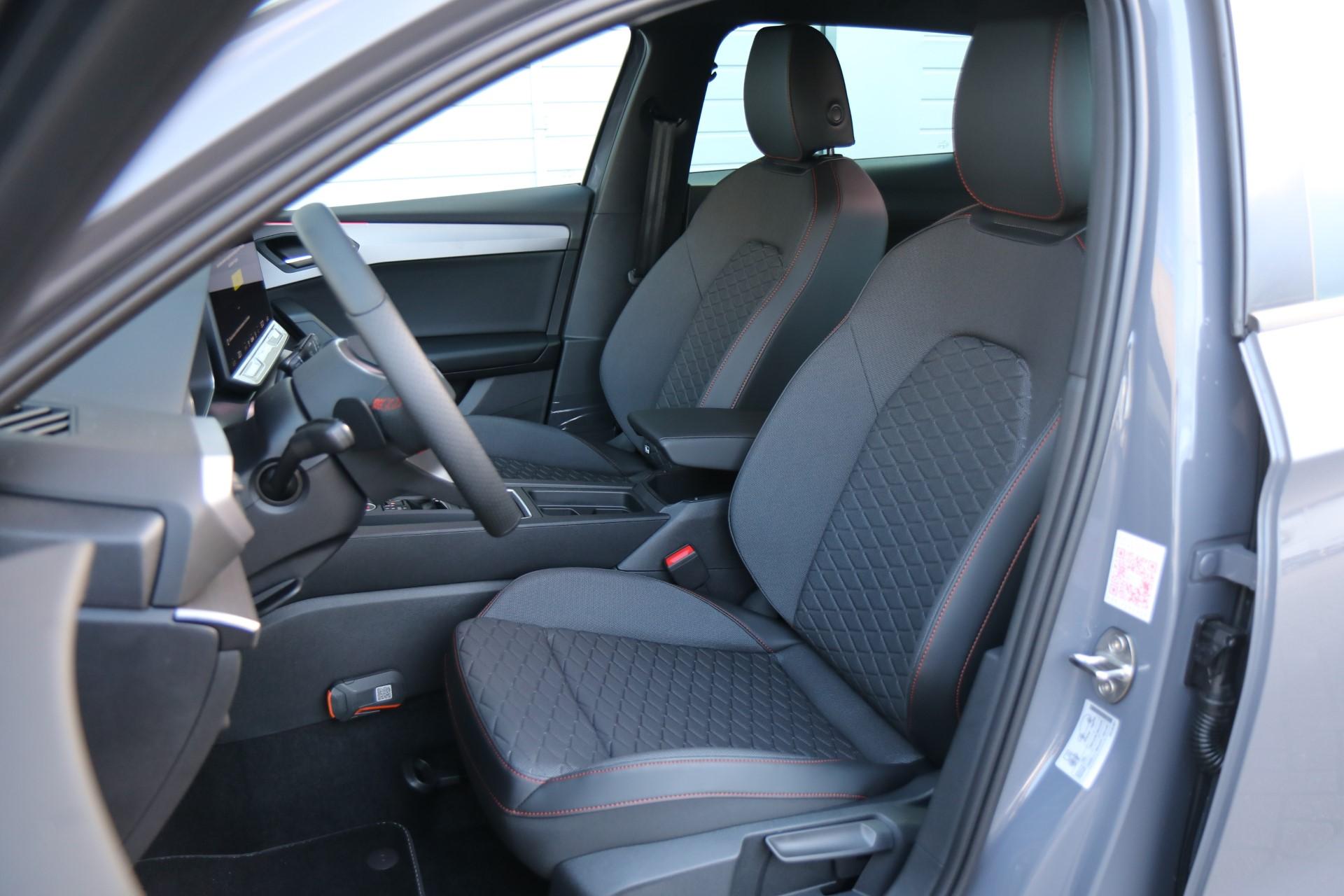 SEAT Leon Sportstourer 1.5 TSI e-Hybrid 204pk FR First Edition - Afbeelding 4