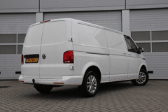 Volkswagen Transporter 2.0 TDI 150pk L2H1 DSG 28 Highline - Afbeelding 2