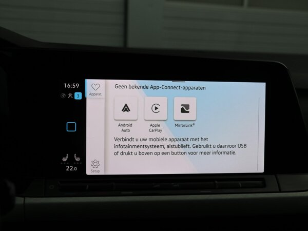 Apple Carplay/Android Auto Apple Carplay/Android Auto