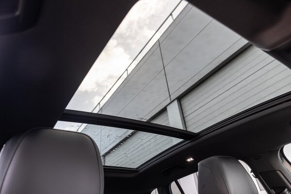 elektrisch schuif-/kanteldak