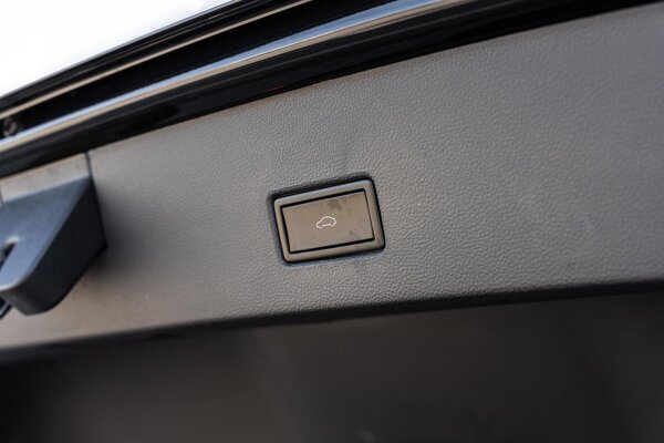 elektrisch bedienbare achterklep