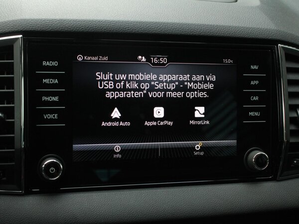 Apple Carplay/Android Auto