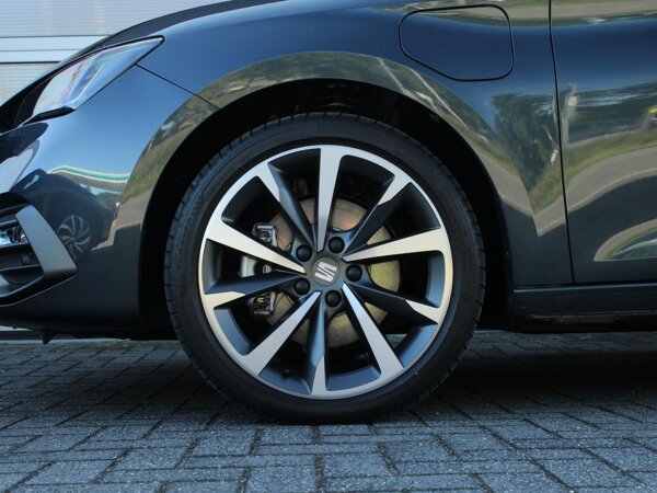 lichtmetalen velgen 6-spaaks 18"