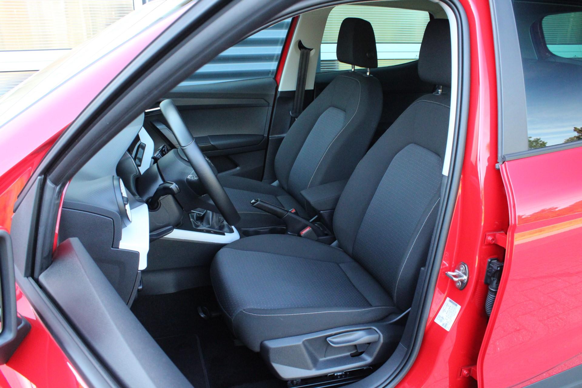 SEAT Arona 1.0 EcoTSI 95pk Style Business Connect - Afbeelding 5