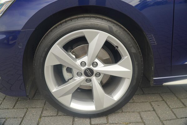 lichtmetalen velgen 18" lichtmetalen velgen 18"